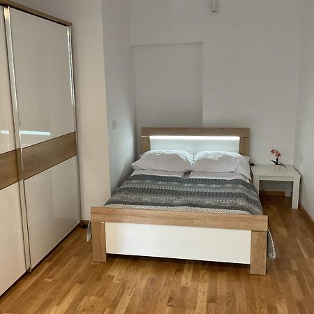 Apartment Na Zamkowej Krasków Εξωτερικό φωτογραφία